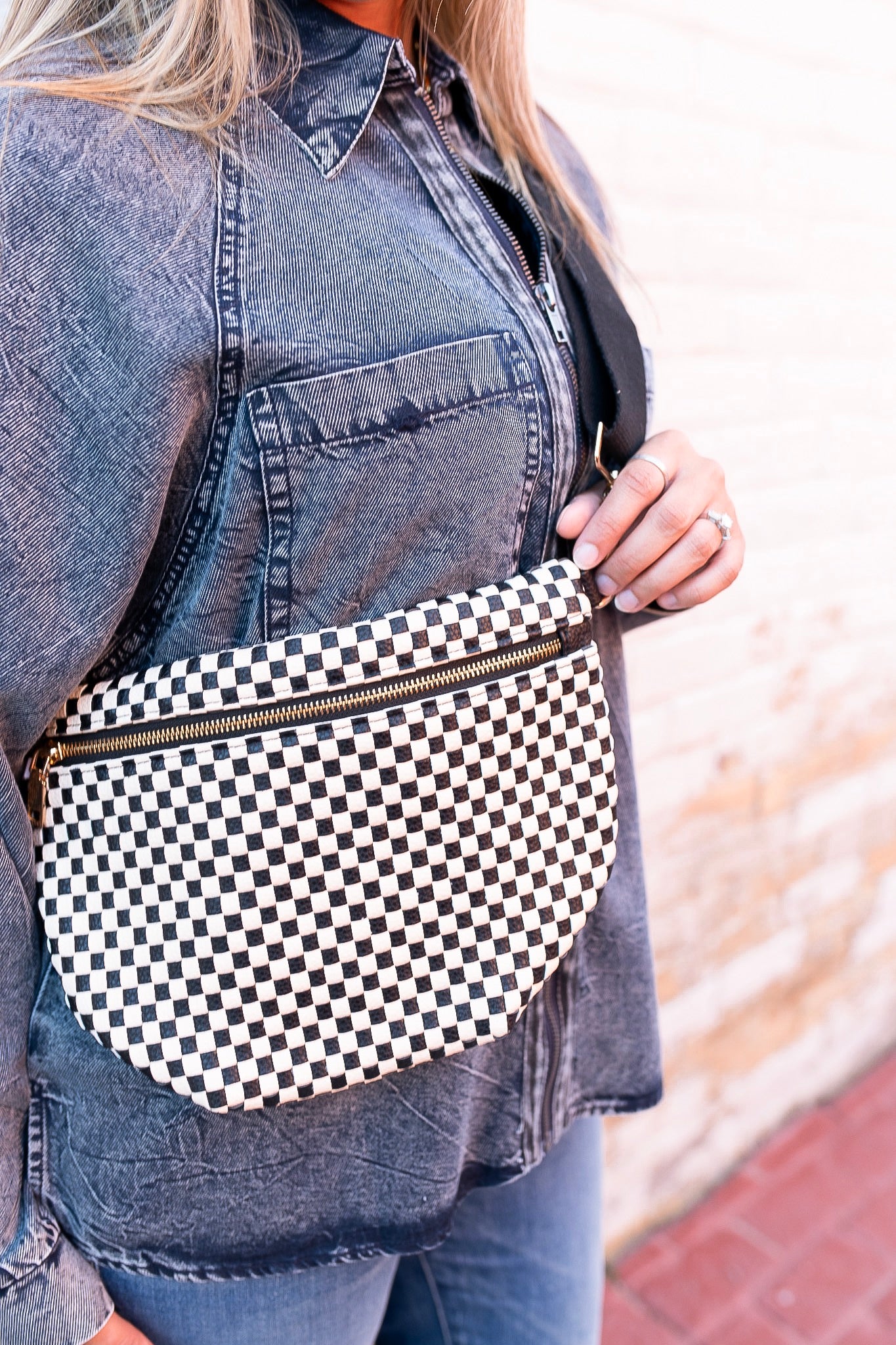 The Westlyn Woven Bumbag (B&W Checkered)